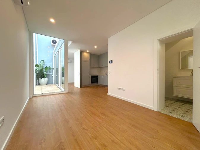 Apartamento T2 para Arrendamento em Aldoar, Foz do Douro e Nevogilde Foto 3