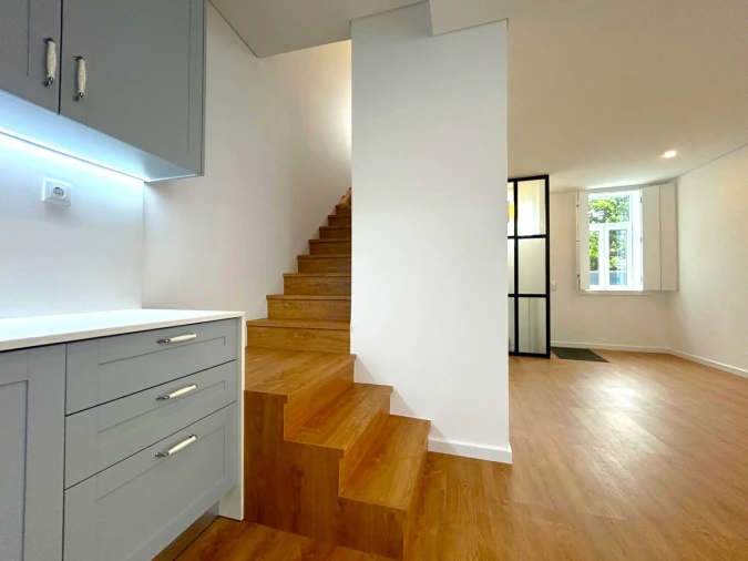 Apartamento T2 para Arrendamento em Aldoar, Foz do Douro e Nevogilde Foto 17