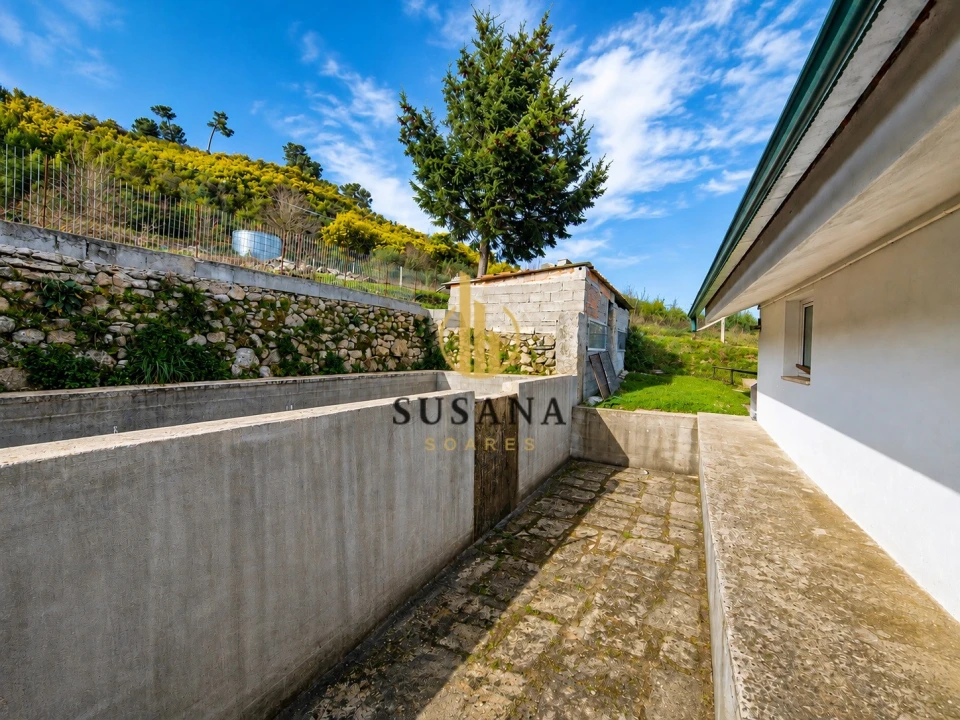 Moradia T5 para Venda em Lamego (Almacave e Sé) Foto 42