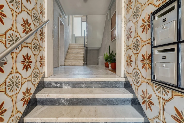 Apartamento T2 para Venda em Barcarena Foto 24