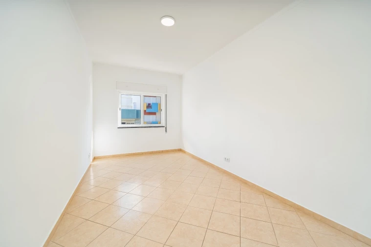 Apartamento T2 para Venda em Portimão Foto 12