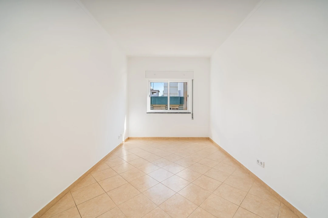 Apartamento T2 para Venda em Portimão Foto 10