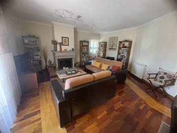 Apartamento T3 para Venda em Gouveia (São Pedro e São Julião)