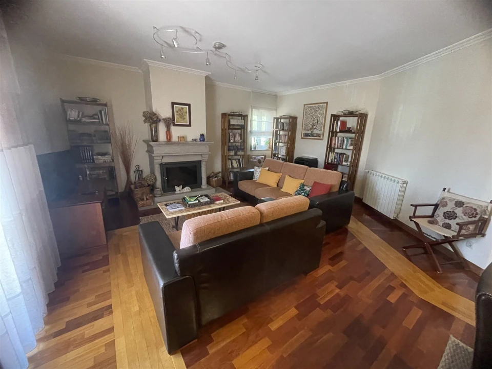 Apartamento T3 para Venda em Gouveia (São Pedro e São Julião) Foto 15