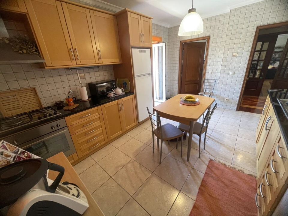 Apartamento T3 para Venda em Gouveia (São Pedro e São Julião) Foto 28