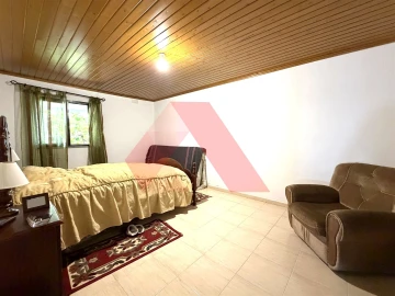 Quinta T0 para Venda em Covas e Vila Nova de Oliveirinha