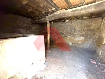 Moradia T2 para Venda em São João de Areias