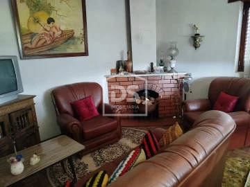 Moradia T3 para Venda em Cabanas de Viriato