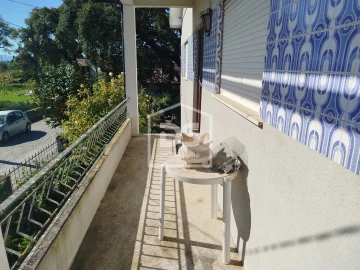 Moradia T3 para Venda em Cabanas de Viriato