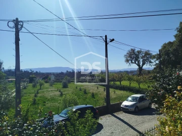 Moradia T3 para Venda em Cabanas de Viriato