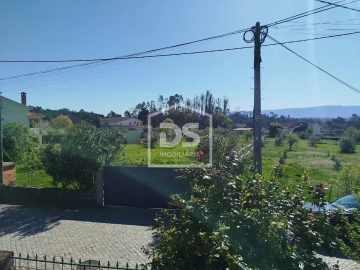 Moradia T3 para Venda em Cabanas de Viriato