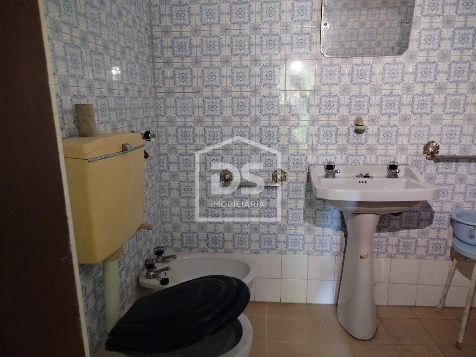 Moradia T3 para Venda em Cabanas de Viriato Foto 18