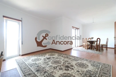 Apartamento T3 para Venda em Gouveia (São Pedro e São Julião)