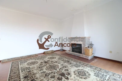 Apartamento T3 para Venda em Gouveia (São Pedro e São Julião)