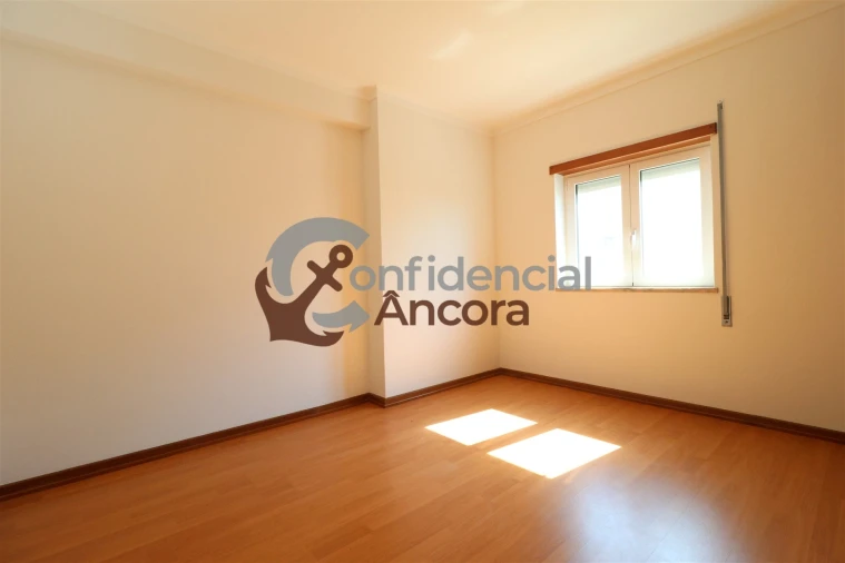 Apartamento T3 para Venda em Gouveia (São Pedro e São Julião) Foto 19