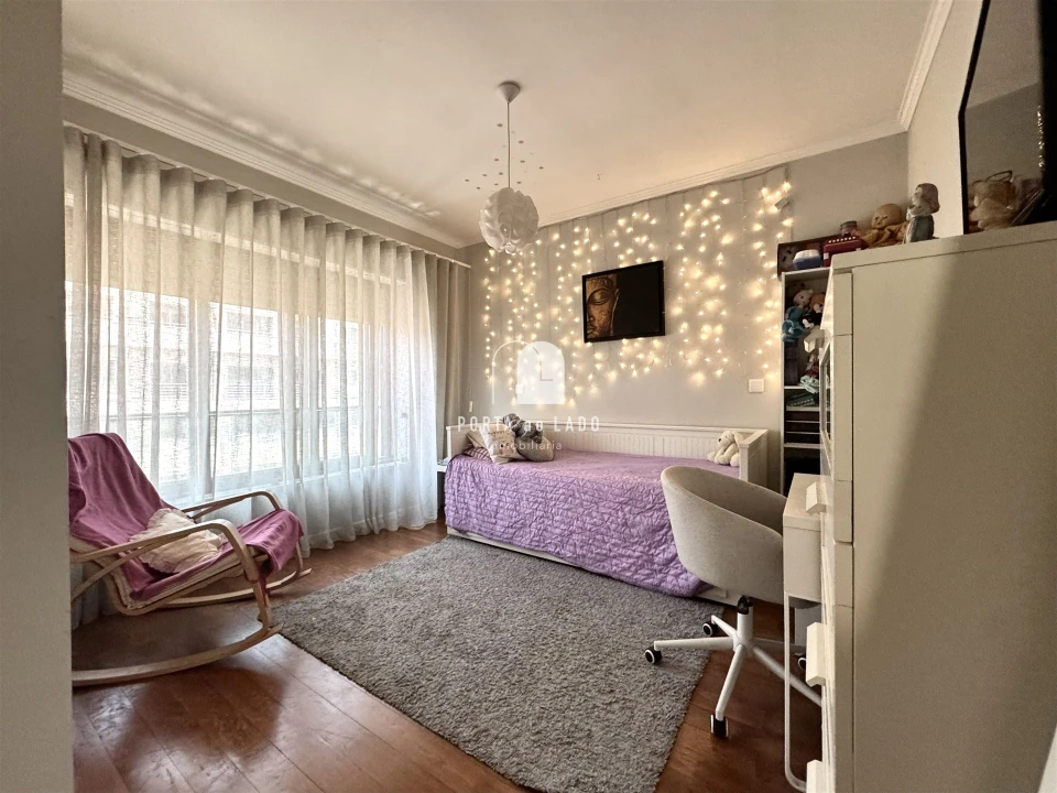 Apartamento T4 para Venda em Pedroso e Seixezelo Foto 18