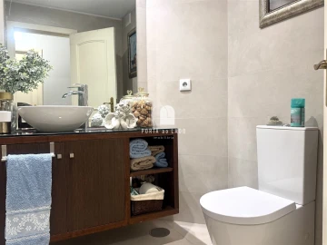 Apartamento T4 para Venda em Pedroso e Seixezelo