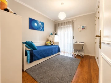 Apartamento T4 para Venda em Pedroso e Seixezelo