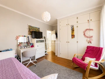 Apartamento T4 para Venda em Pedroso e Seixezelo