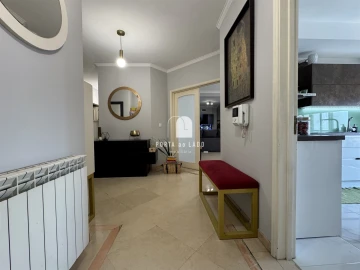 Apartamento T4 para Venda em Pedroso e Seixezelo