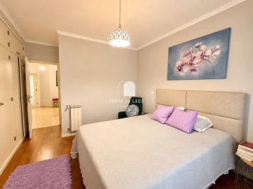 Apartamento T4 para Venda em Pedroso e Seixezelo