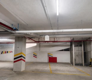 Apartamento T4 para Venda em Pedroso e Seixezelo