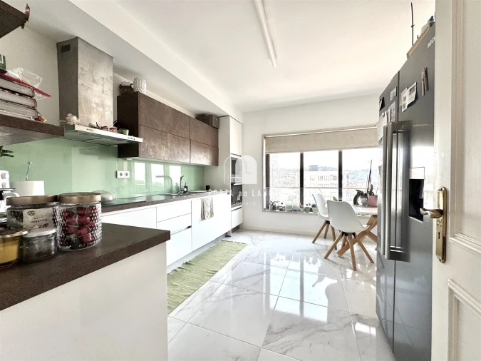 Apartamento T4 para Venda em Pedroso e Seixezelo Foto 5