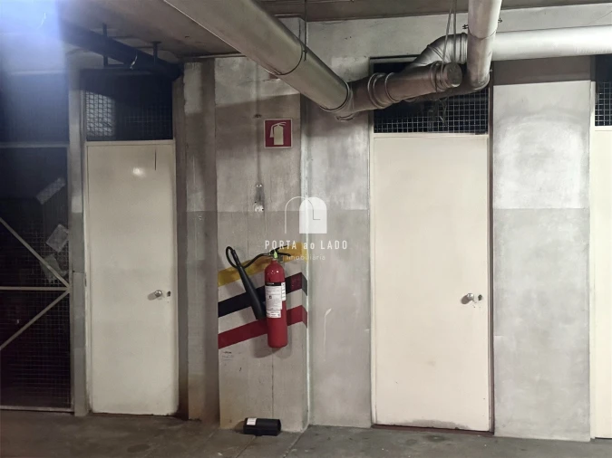 Apartamento T4 para Venda em Pedroso e Seixezelo Foto 24
