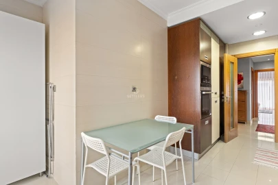 Apartamento T2 para Arrendamento em Cascais e Estoril