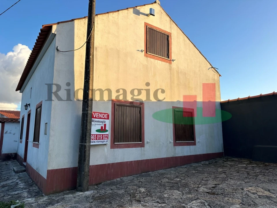 Moradia T2 para Venda em Alfeizerão Foto 22