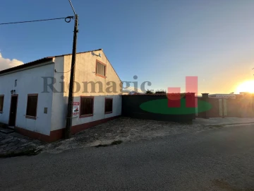 Moradia T2 para Venda em Alfeizerão