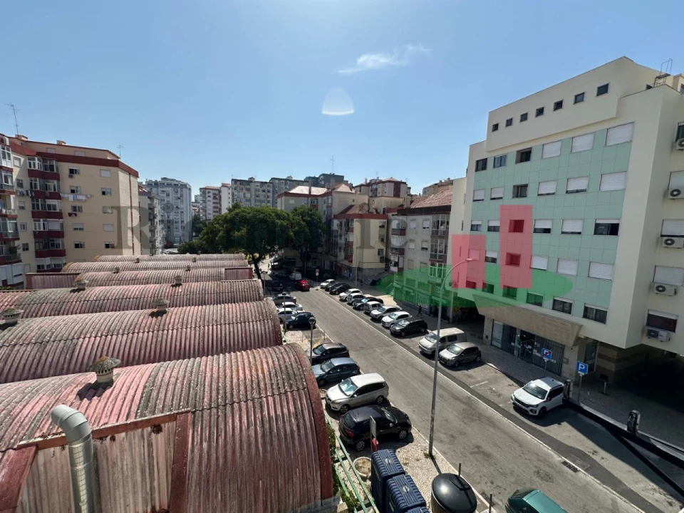Apartamento T1 para Venda em Águas Livres Foto 12