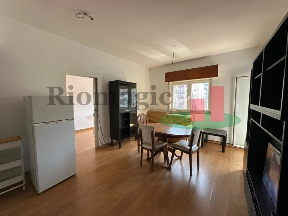 Apartamento T1 para Venda em Águas Livres Foto 2