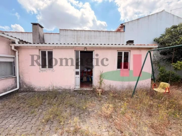 Moradia T3 para Venda em Gançaria