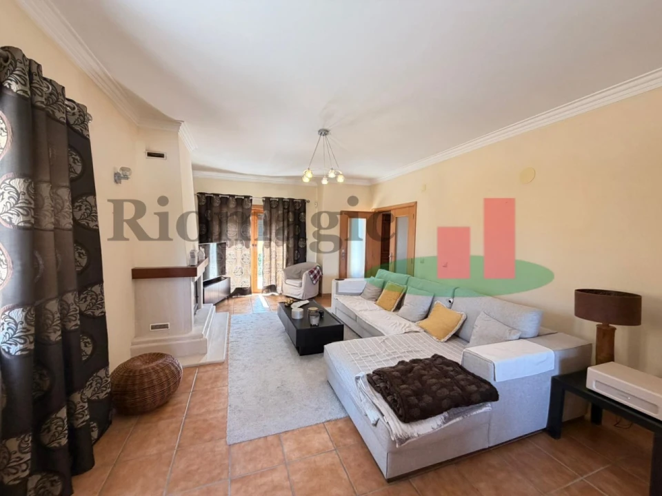 Moradia T5 para Venda em Rio Maior Foto 18
