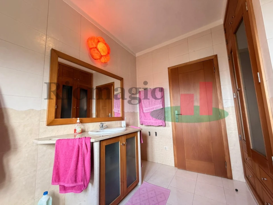 Moradia T5 para Venda em Rio Maior Foto 46