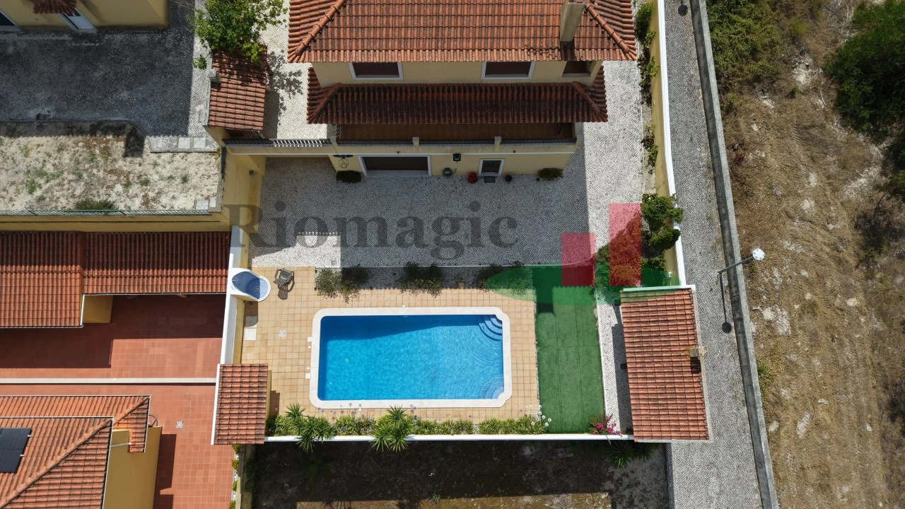 Moradia T5 para Venda em Rio Maior Foto 73