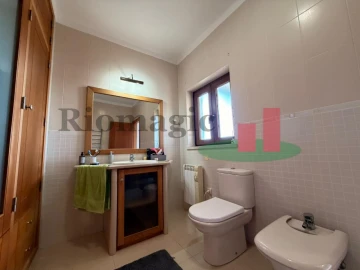 Moradia T5 para Venda em Rio Maior