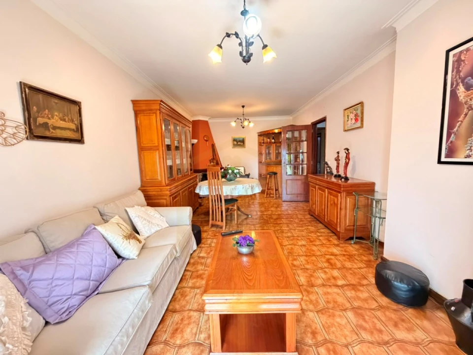 Apartamento T2 para Venda em Cidade da Maia Foto 2