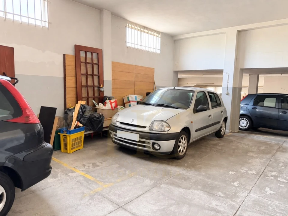 Apartamento T2 para Venda em Cidade da Maia Foto 20