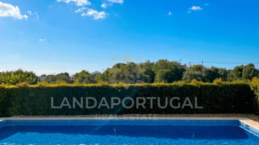 Moradia T4 para Venda em Pechão