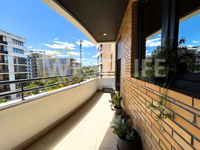 Apartamento T4 para Venda em Loures Foto 16