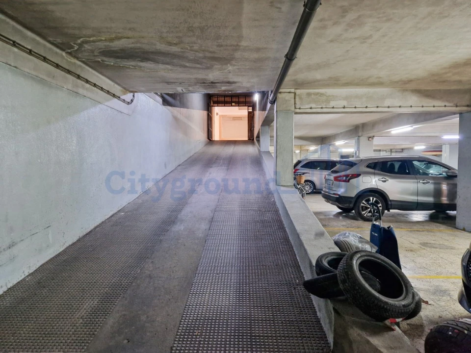Apartamento T4 para Venda em Alvalade Foto 53