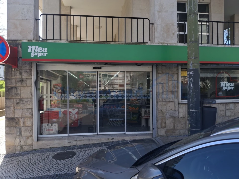 Apartamento T4 para Venda em Alvalade Foto 63