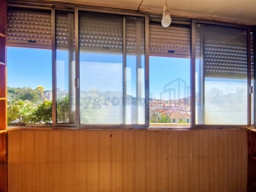 Apartamento T4 para Venda em Alvalade