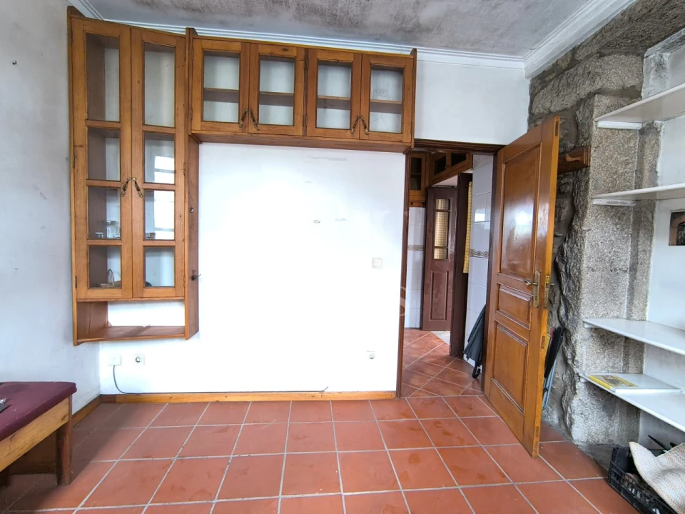 Moradia T4 para Venda em Riba de Ancora Foto 5