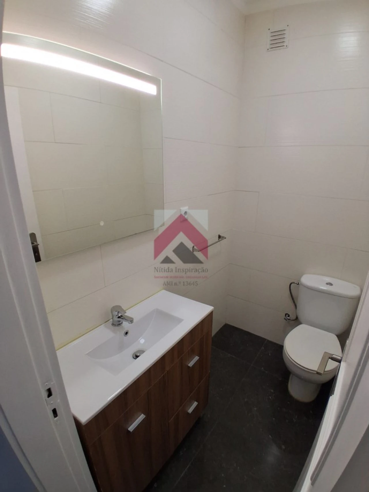 Apartamento T3 para Venda em Fânzeres e São Pedro da Cova Foto 11