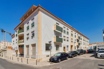Apartamento T2 para Venda em União das Freguesias de Setúbal