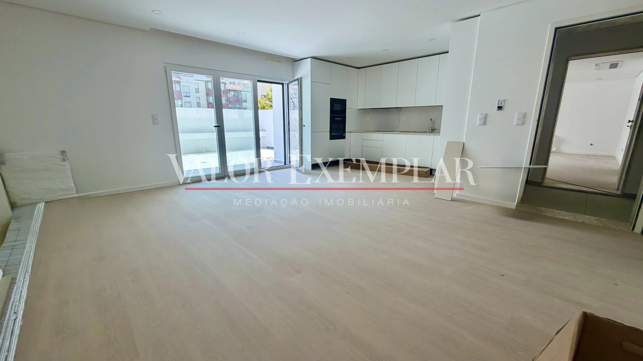 Apartamento T2 para Venda em Montijo e Afonsoeiro Foto 1