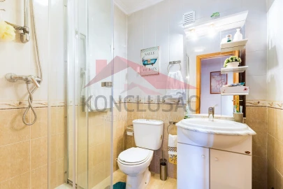 Apartamento T3 para Venda em Carregado e Cadafais
